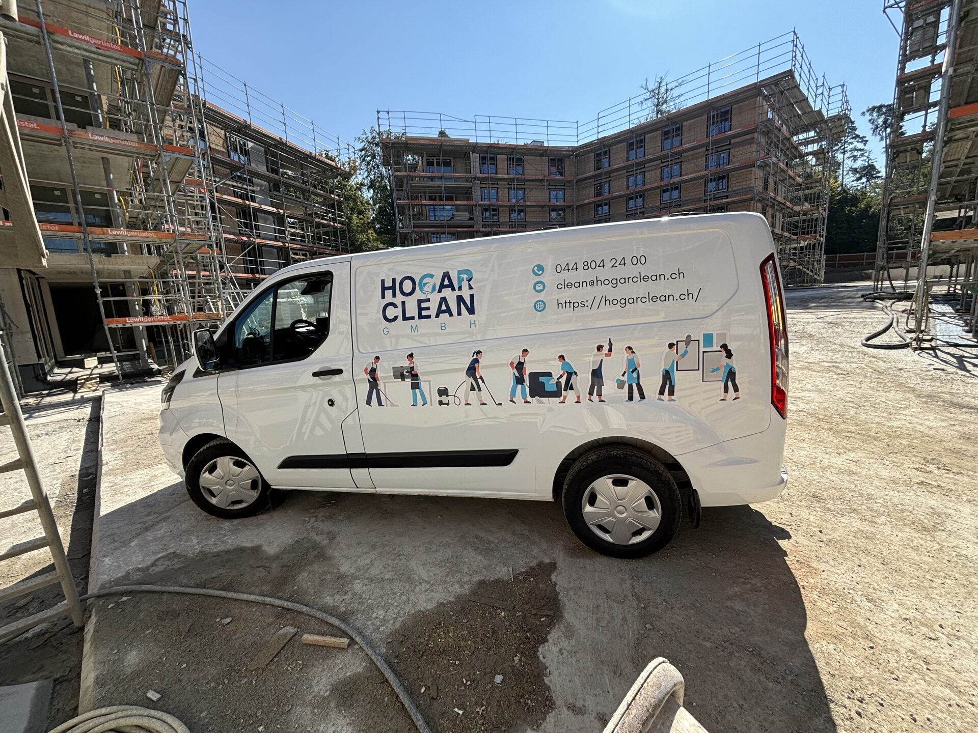 Hogar Clean Fahrzeug auf der Baustelle