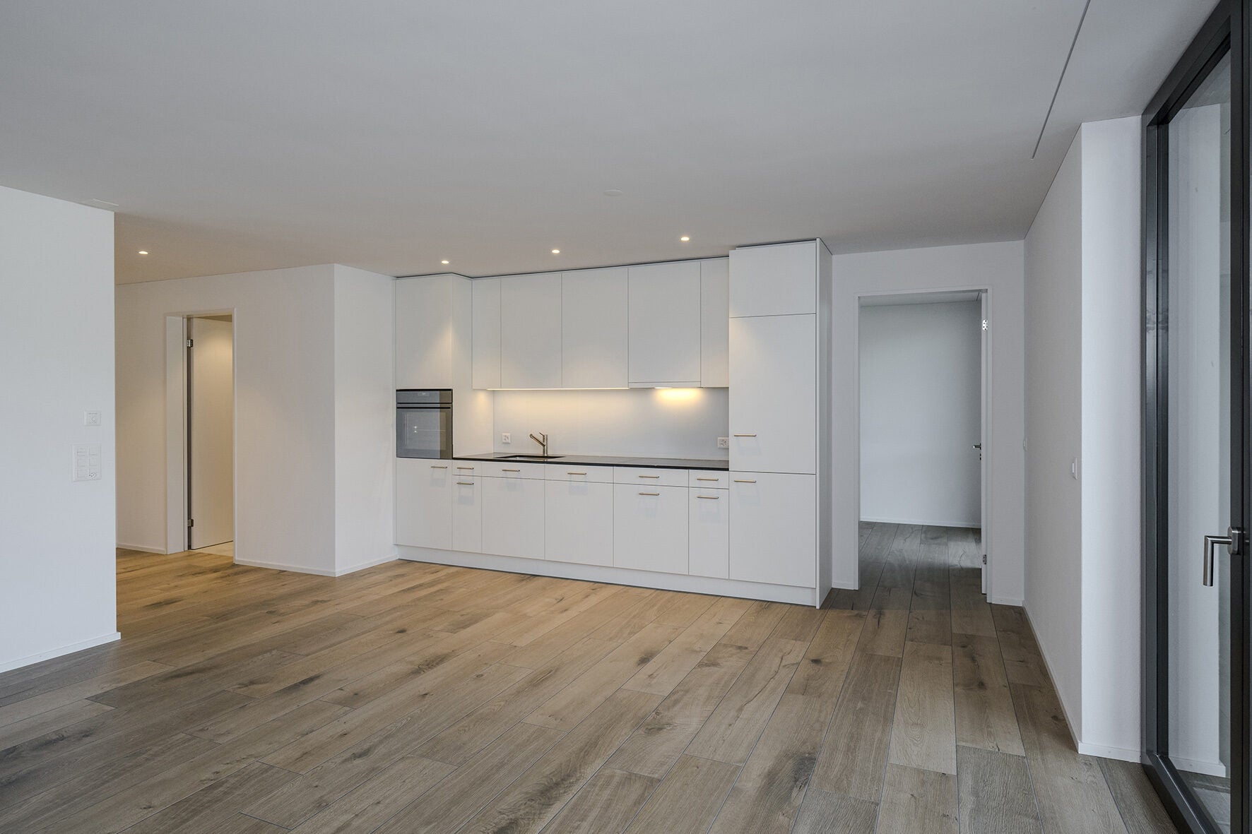 Fensterreinigung in einer bewohnten Wohnung